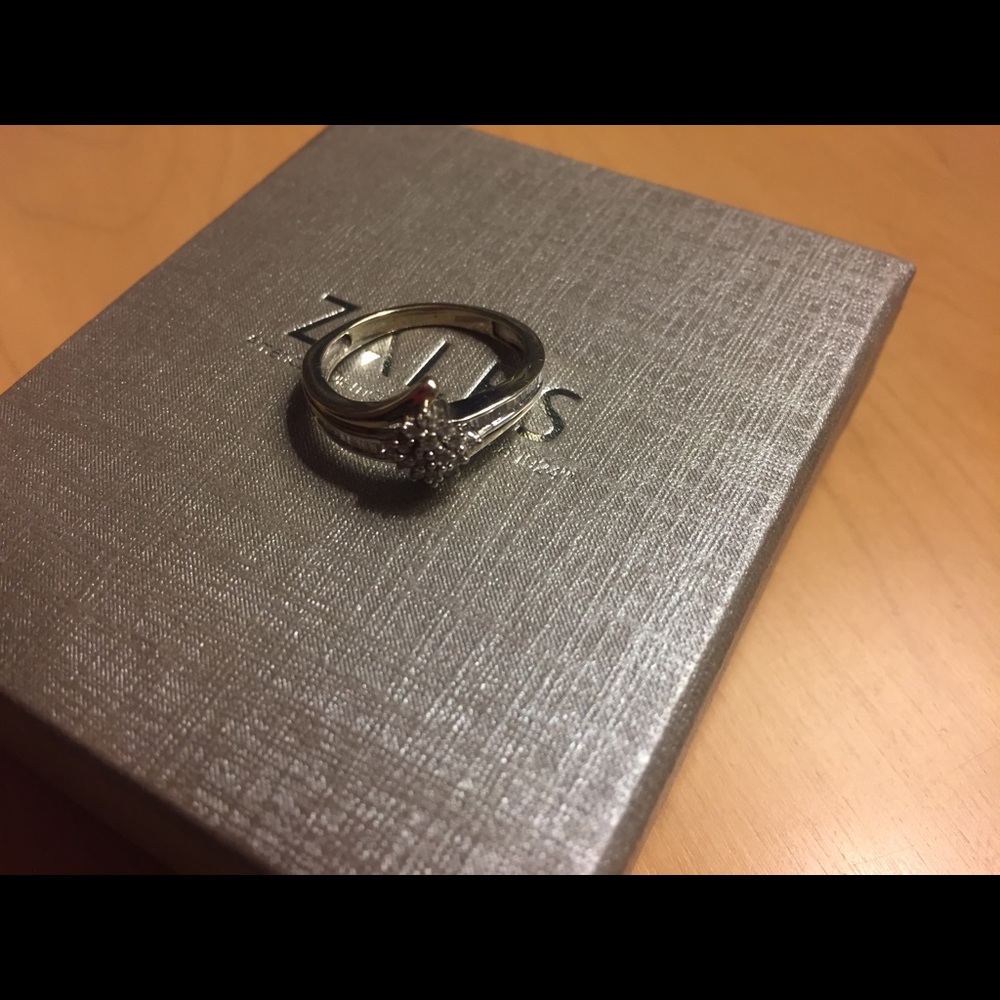 Authentic Zales Diamond Ring